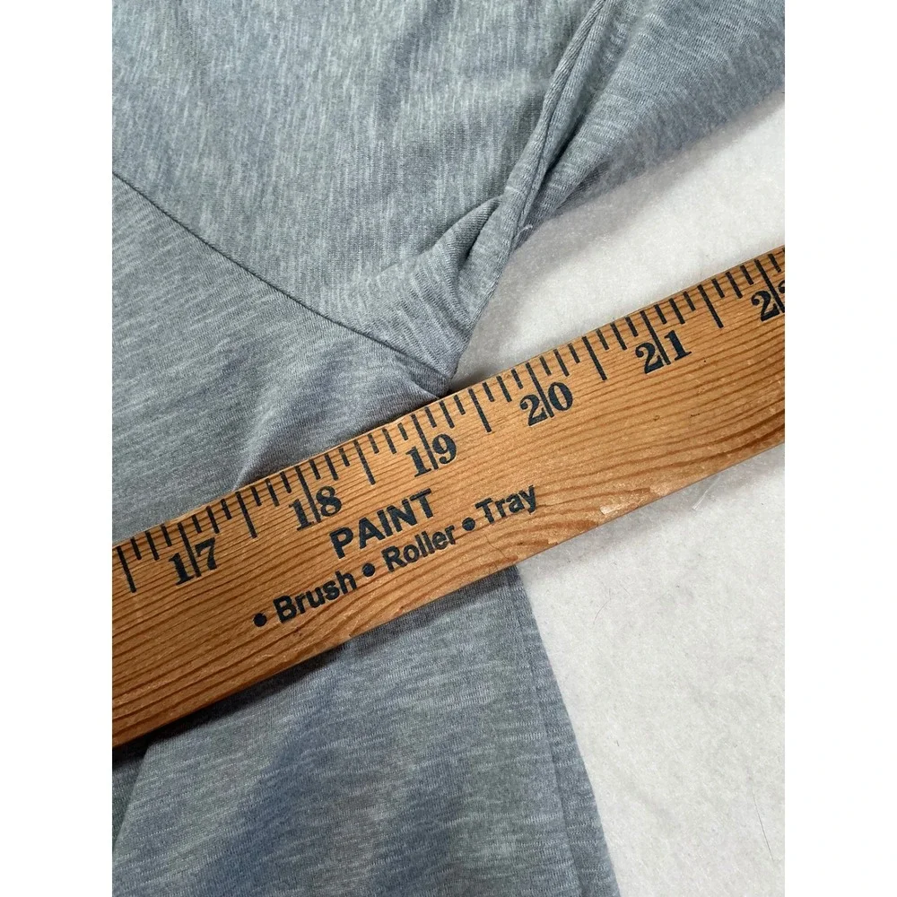 The Childrens Place Boys XXL 16 Gray Long Sleeve Performance Raglan Shirt NWT